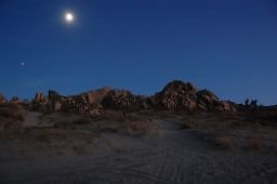 DSC 4028  scaled 256